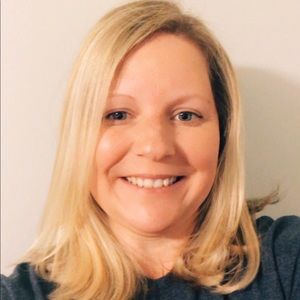 Meet your Posher, Deana